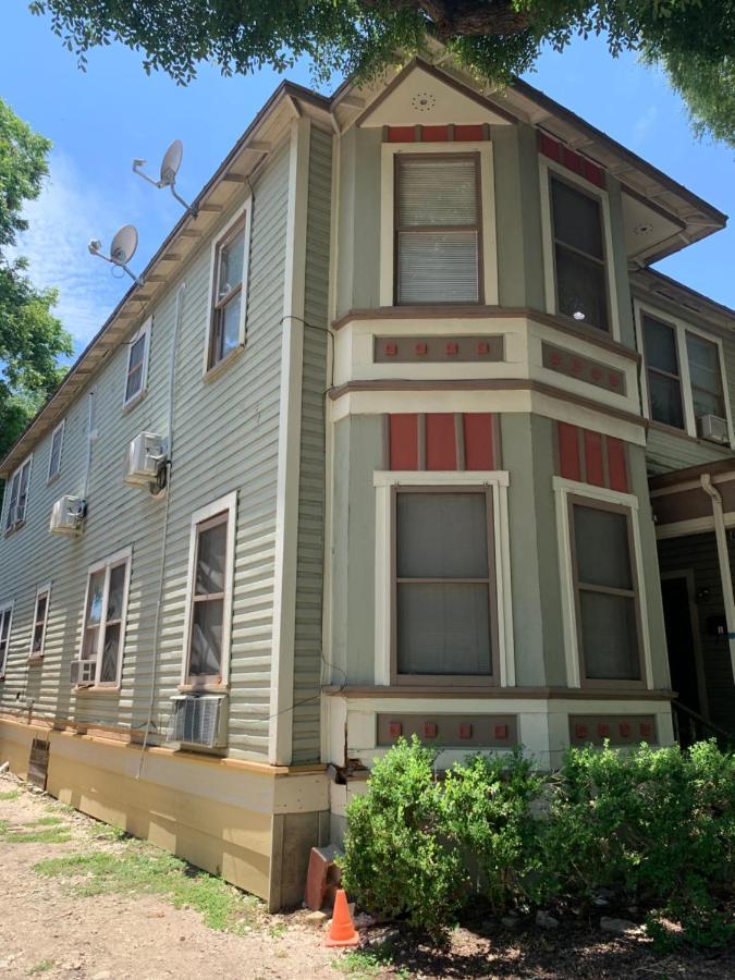 125-#4 Downtown Cozy Upstairs One Bedroom Apt 圣安东尼奥 外观 照片