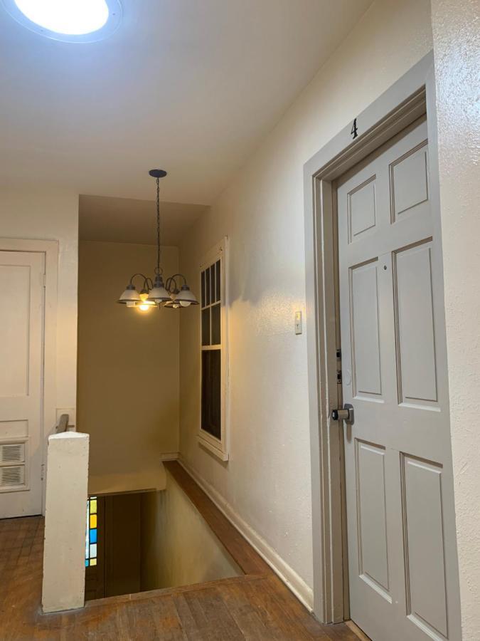 125-#4 Downtown Cozy Upstairs One Bedroom Apt 圣安东尼奥 外观 照片