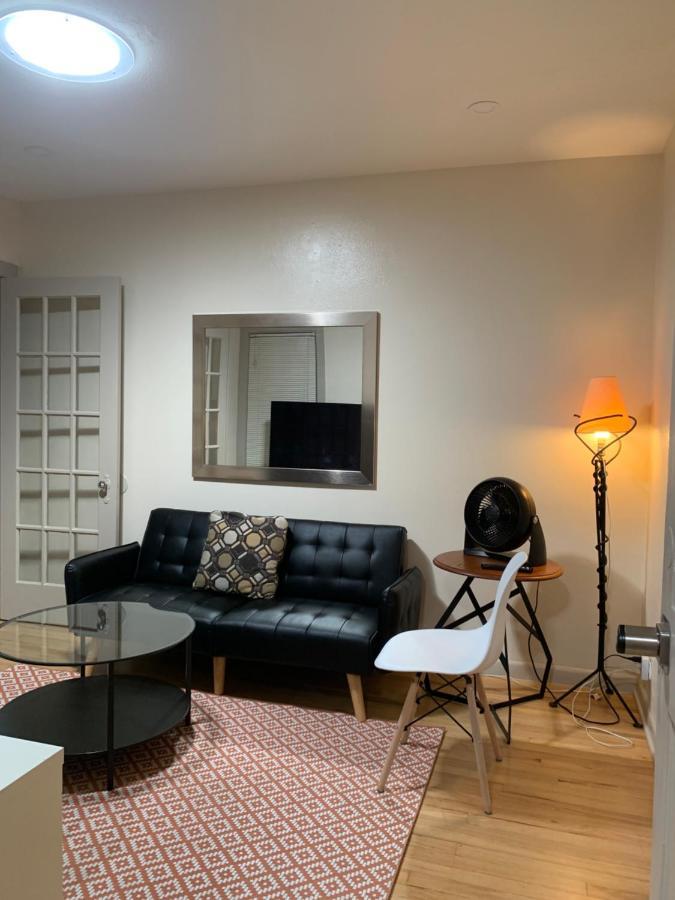 125-#4 Downtown Cozy Upstairs One Bedroom Apt 圣安东尼奥 外观 照片