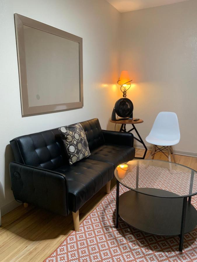 125-#4 Downtown Cozy Upstairs One Bedroom Apt 圣安东尼奥 外观 照片